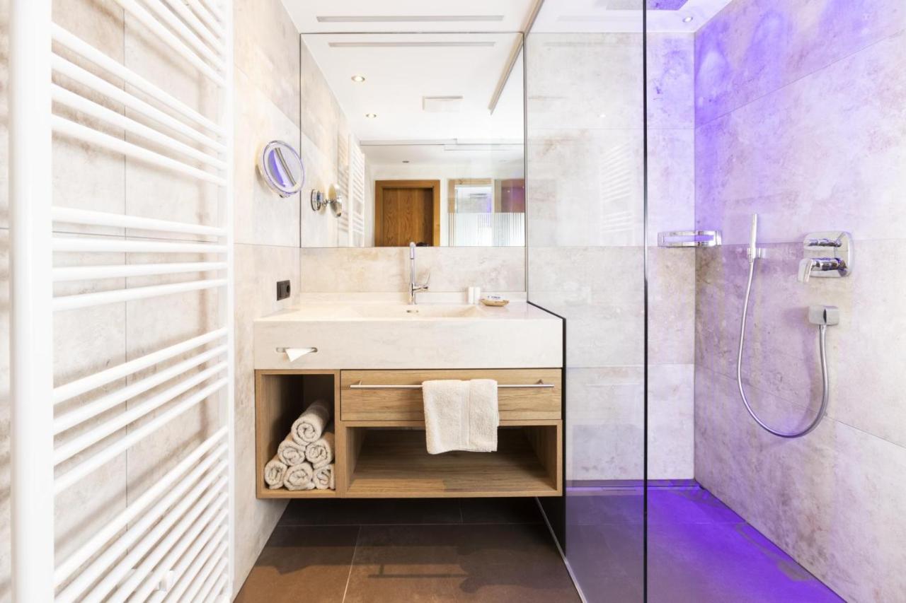 Hotel Garni Tirol 拉迪斯 外观 照片