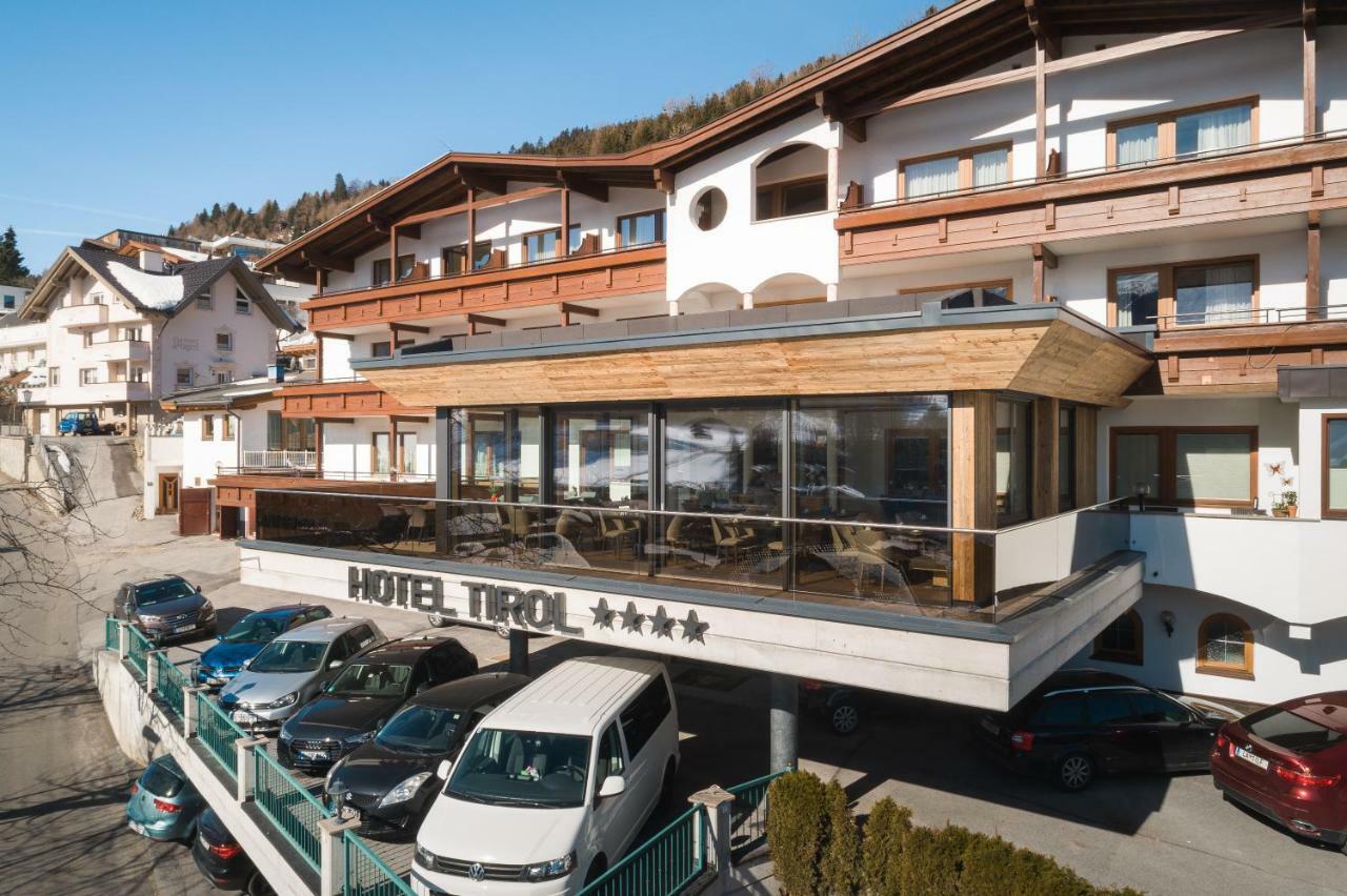 Hotel Garni Tirol 拉迪斯 外观 照片