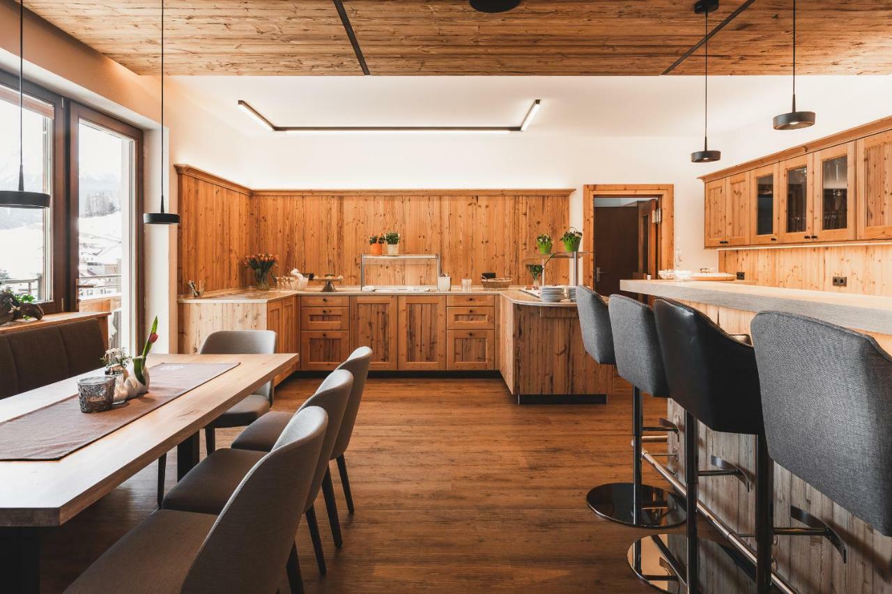 Hotel Garni Tirol 拉迪斯 外观 照片