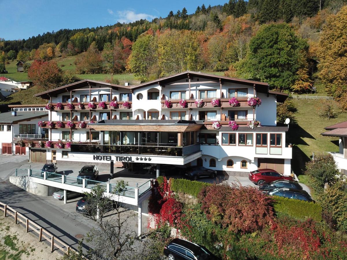Hotel Garni Tirol 拉迪斯 外观 照片