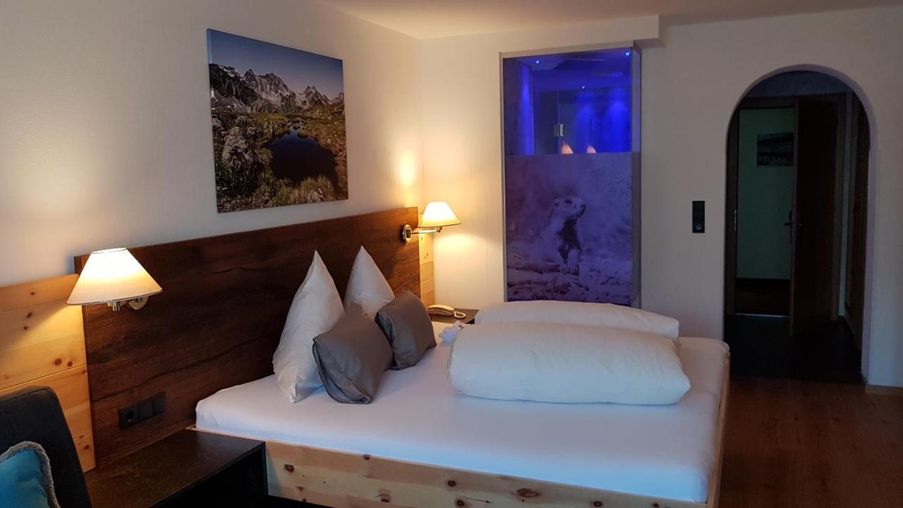 Hotel Garni Tirol 拉迪斯 外观 照片